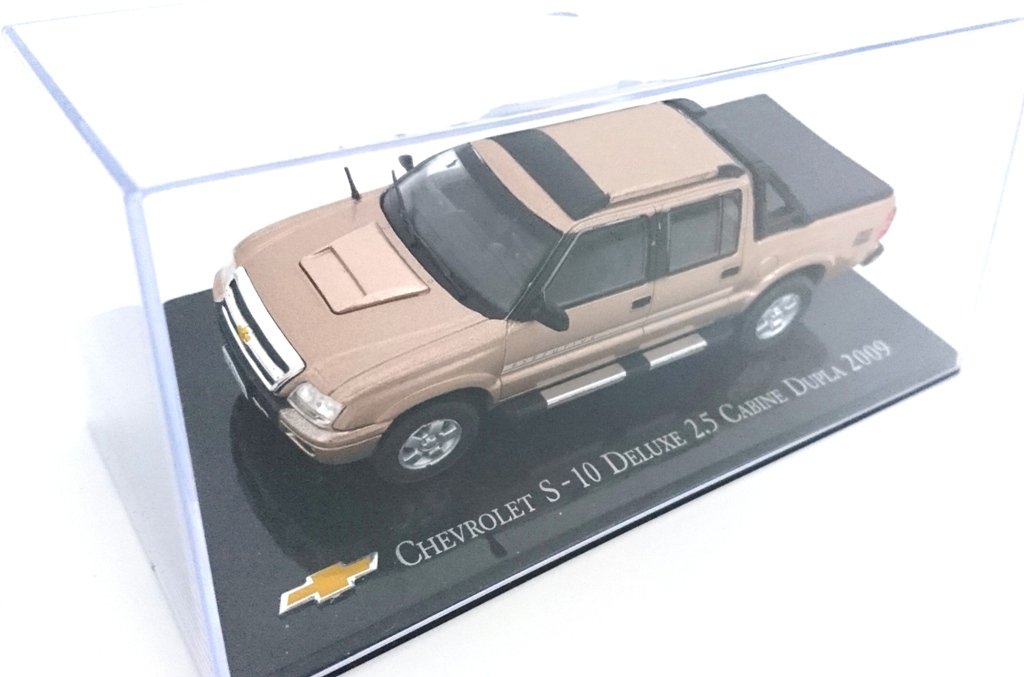 Eaglemoss Model S10 Deluxe 2.5 General Motors Car 1/43 (ref: CH13)