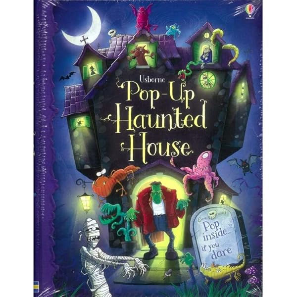 The Ghosts of Creepy Castle (A Mini Spooky Pop-Up Book): Moseley