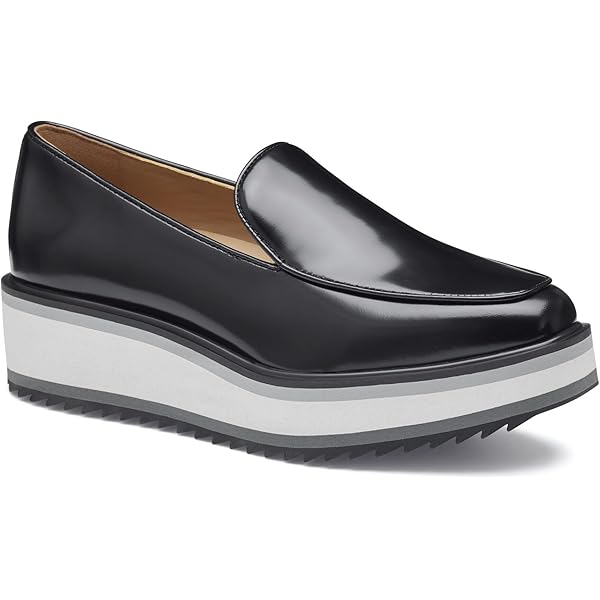 即発◆STUART WEITZMAN エナメル ローファー SLEEK 60 LOAFER 即発◇STUART WEITZMAN エナメル ローファー SLEEK 60 LOAFER