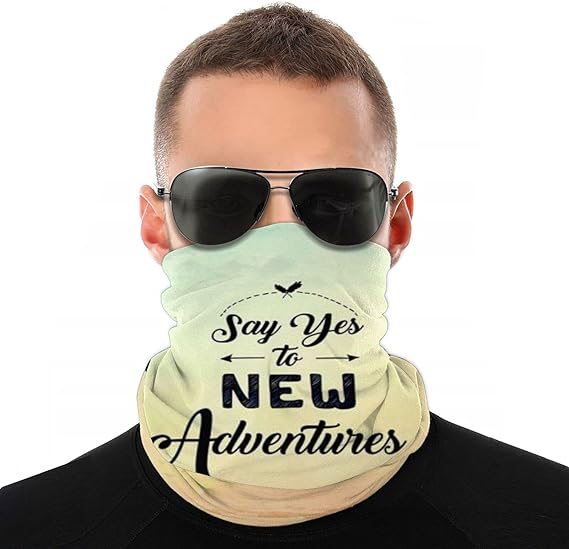 Fichas de máscara facial con texto en inglés "Say Yes to New Adventures
