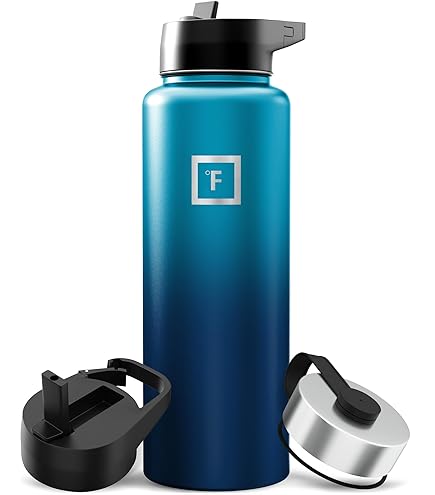 Bouteille Oasis avec couvercle et poignée en acier inoxydable recyclé - 680 ml