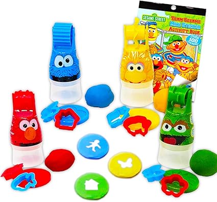 Amazon Com Sesame Street Elmo Party Favor Set For Toddlers Kids 24 Pc Bundle With Clay Dough Dough Roller Molds And Stickers Party Supplies Toys Games