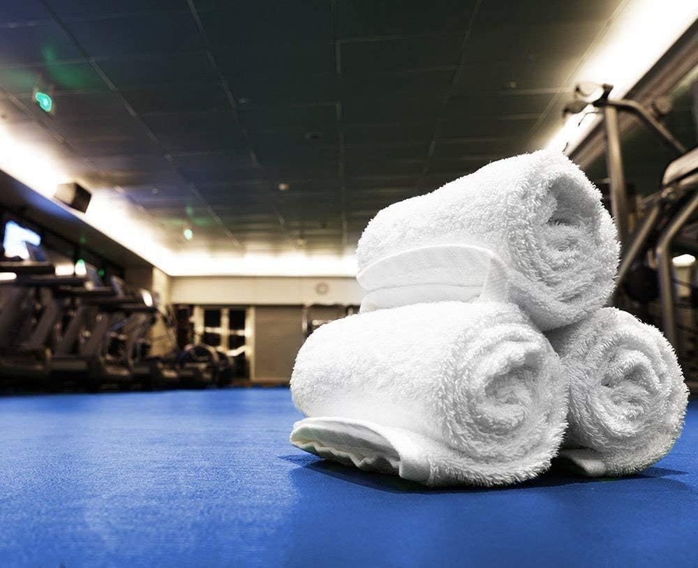 12-Pack White Washcloths - Premium Cotton Face Cloths with Double Stitched Side Hem - Multi-Purpose Wash Rags, Bathroom Towel, Kitchen Towel, and Gym Towel - Machine Washable: Kitchen & Dining