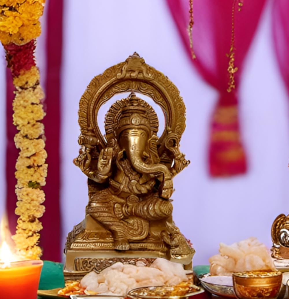 Purpledip Brass Idol Ganesha (Ganapathi Vinayak) In Mandapam: Collectible Statue For Home Temple (10025)