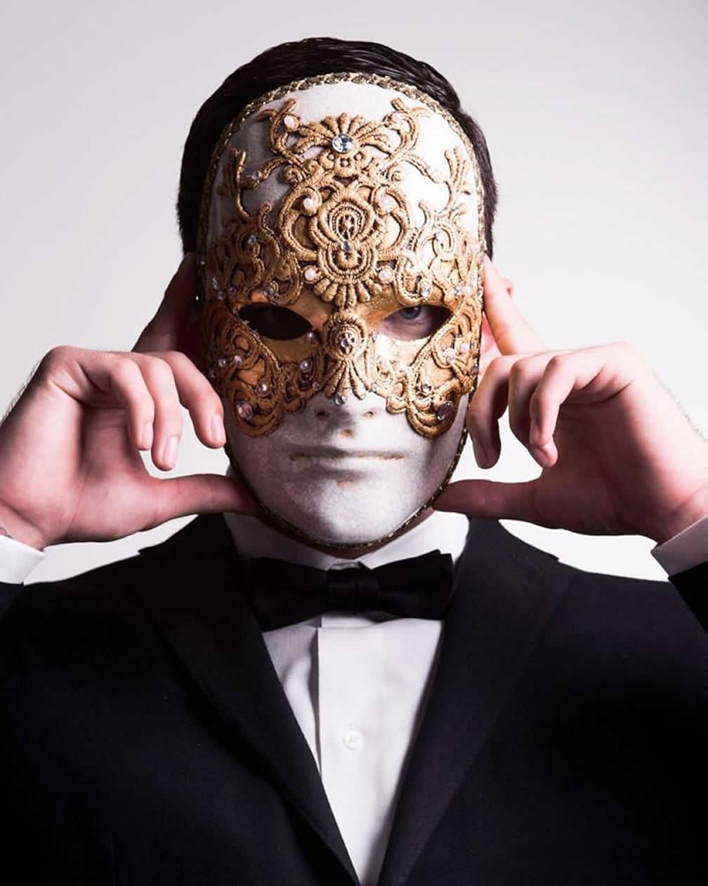 ️ Eyes wide shut costume shop. Eyes Wide Shut mask Tom Cruise. 20190219