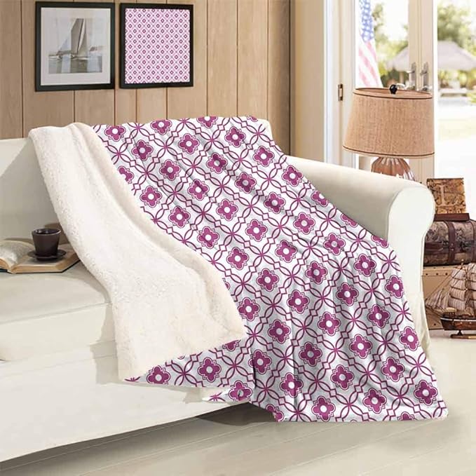 Throw Blanket Winter Bed Blanket Repeating Floral Motifs in