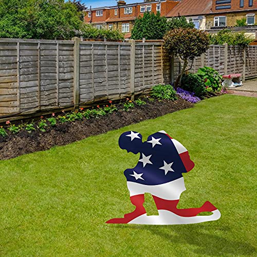 SPRAOI American Flag Kneeling Soldier Weathered Flag Metal Art Decor,Kneeling Soldier Silhouette Yard,Home Garden Decor Art Ornament Outdoor, for The Memory of The Soldiers in Service and Retired