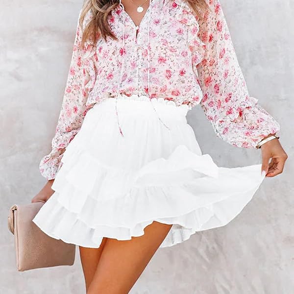 AOUDERY FLOWY SHORTS FOR WOMEN CASUAL RUFFLE TIERED SKORTS HIGH WAIST MINI TENNIS GOLF SKIRT BOHO SUMMER SHORTS – WHITE S