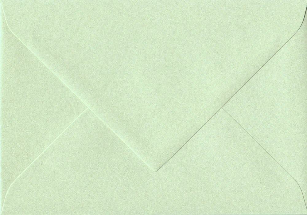 5" x 7" / 133mm x 184mm Coloured Envelopes (100gsm) Perfect for Christmas Cards, Greeting Cards, Wedding Invitations, Gift vouchers and Many More- Set of 100 Envelopes (Pastel Mint Green)