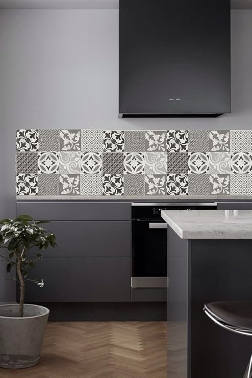 Vinyle Credence De Cuisine Fortement Adhesive Contre Marche D Escalier Et Revetement Mural Adhesifs Dimensions Motifs Au Choix Carreaux De Ciments Adhesifs Provence Black White 20x100cm Amazon Fr Cuisine