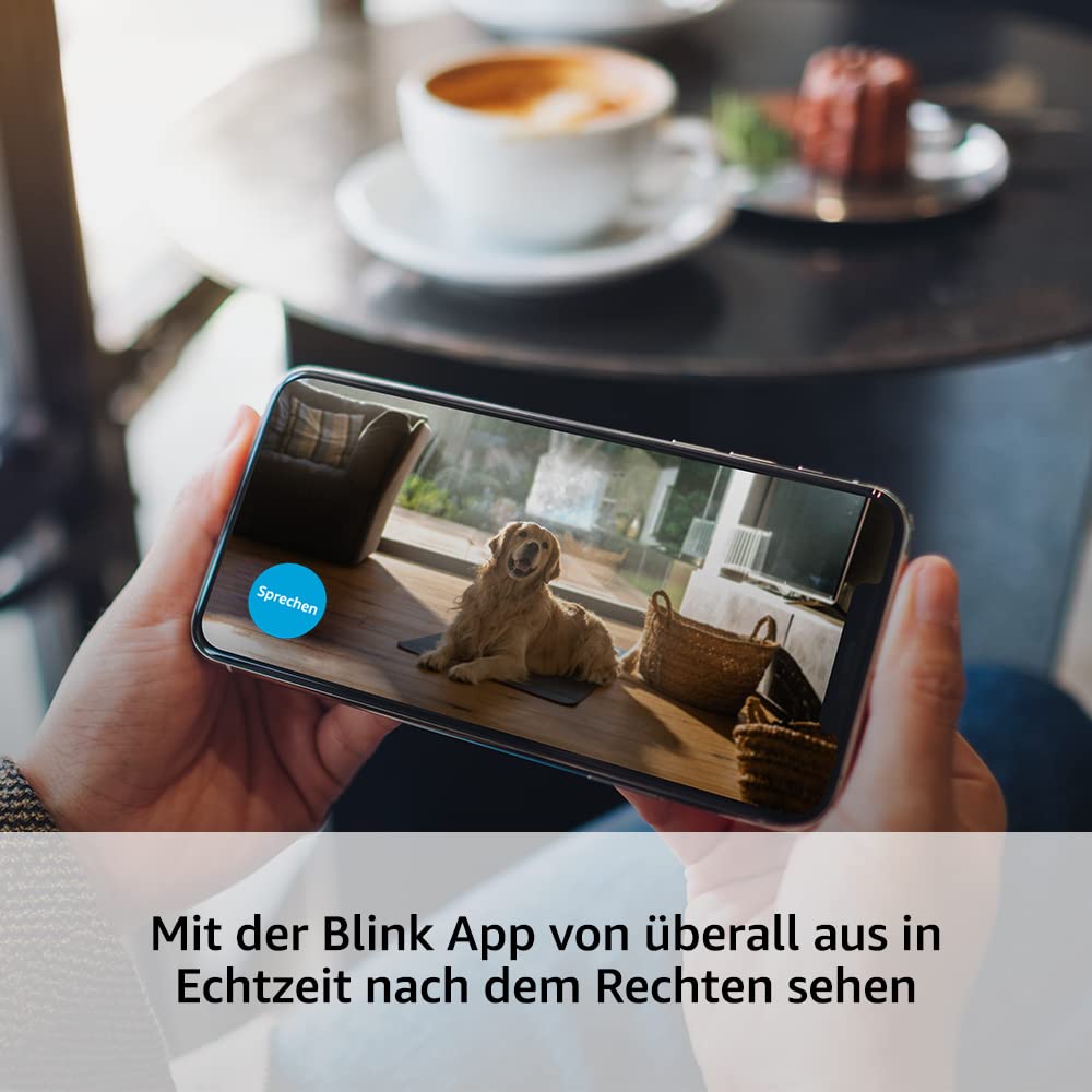 Blink Mini – Kompakte, smarte Plug-in-Überwachungskamera für innen, 1080p-HD-Video, Nachtsicht, Zwei-Wege-Audio, Bewegungserfassung; einfache Einrichtung, funktioniert mit Alexa – 1 Kamera (schwarz) 3