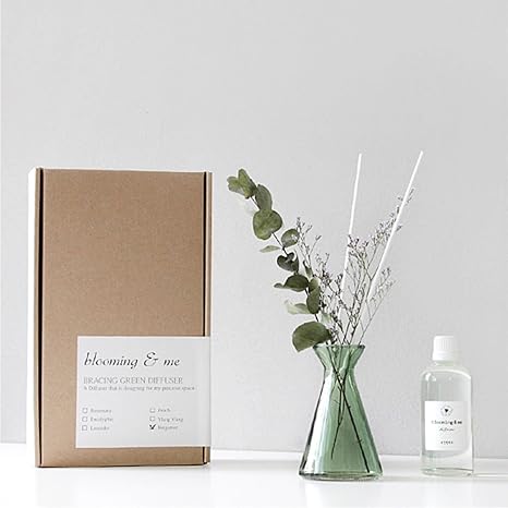 Amazon Blooming Me お部屋に置くだけ 森の中の香り 自然の恵み Green ディフューザー フレグランス全6種類 ローズマリーの 香り ドライユーカリ ガラス瓶 グリーン 並行輸入品 キャンドル キャンドルスタンド オンライン通販
