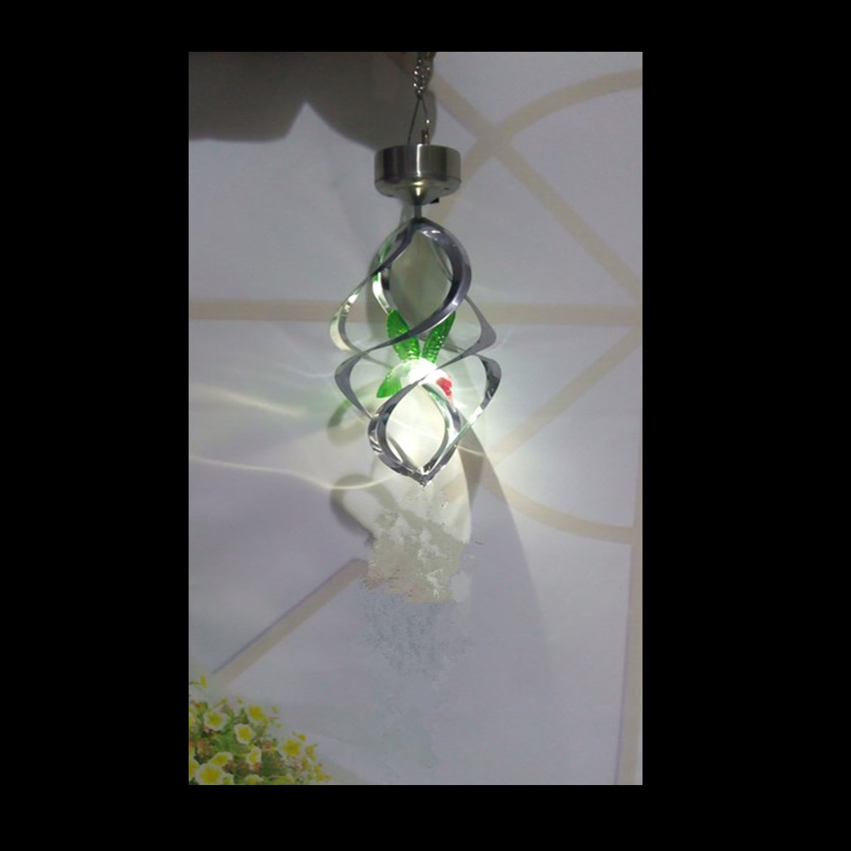 360° Spiral Spinner Solar Wind Chimes Changing Color Hummingbird Wind Chimes Night Lights Solar Hanging Lantern for Home Garden Bedroom Outdoor Decoration