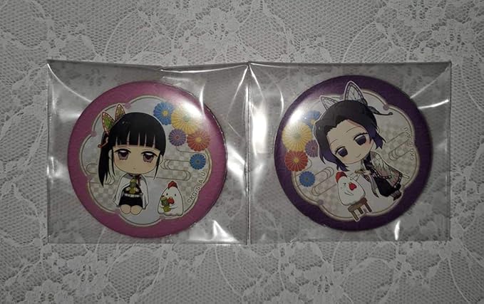 Amazon 鬼滅の刃ローソン限定 コラボ缶バッジ 胡蝶しのぶ 栗花落カナヲ アイドル 芸能人グッズ 通販