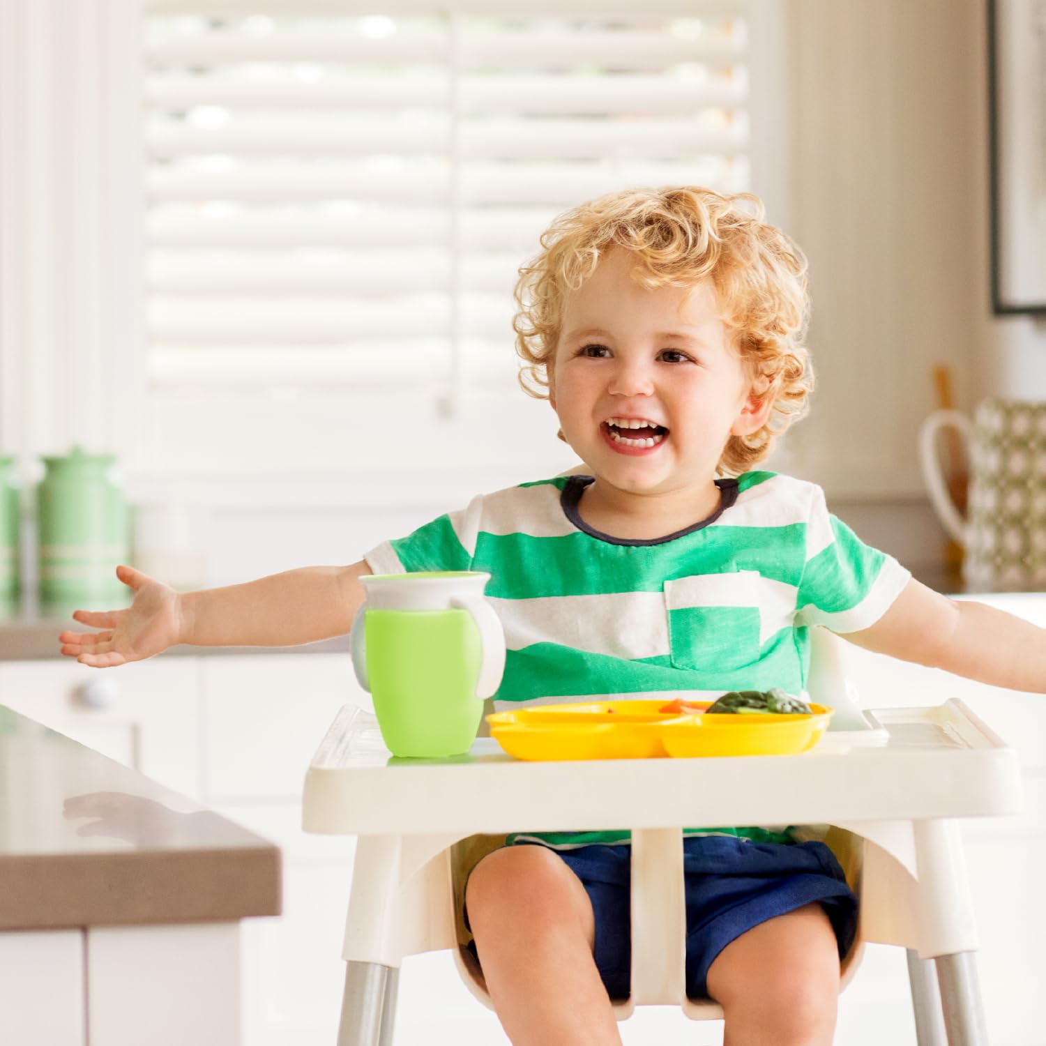 Munchkin Miracle 360°-Trinkbecher für Babys und Kleinkinder, BPA-freier Trinklernbecher mit Griffen, auslaufsicher & spülmaschinenfest, für Kinder ab 6 Monaten - 207 ml, grün 5