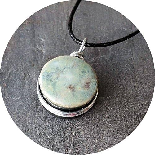 Green Agate Glass Essential Oil Diffuser Aromatherapy Pendant Necklace 18"-20" Adjustable