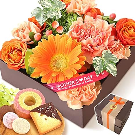Amazon Co Jp 母の日 の プレゼント カーネーション あじさい おいもやケーキ洋菓子 花とスイーツ アレンジメント生花 母の日ギフト オレンジ色 ホーム キッチン