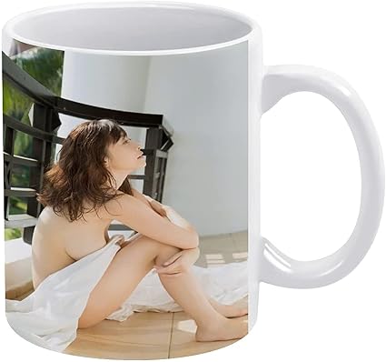 Amazon 杉原杏璃 マグカップマグカップ コーヒーカップ セラミック 330ml かわいい グッズ セラミック 耐熱カップ セラミック ティー カップ 人気 景品 マグ 贈答品 Jerow カップ ソーサー 通販
