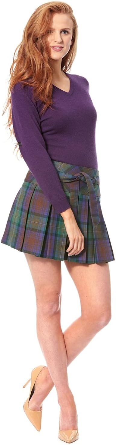kilt with tie