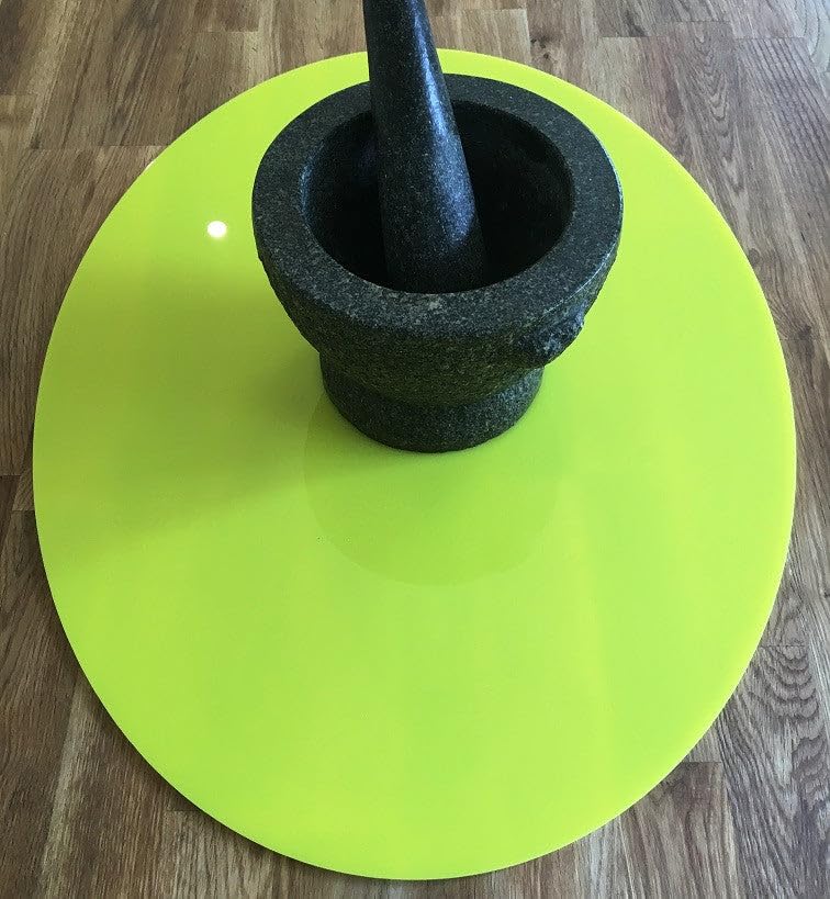 Yellow Oval Worktop Saver - Standard - 30 x 40 cm