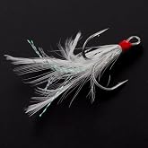 ConSkyee 20pcs Feather Treble Hooks Size 2-10 Barbed,High Carbon Steel | White Feather Dressed, Rustproof, for Bass/Trout/Salmon, Freshwater &amp; Saltwater, Lure Replacement, Plastic Case