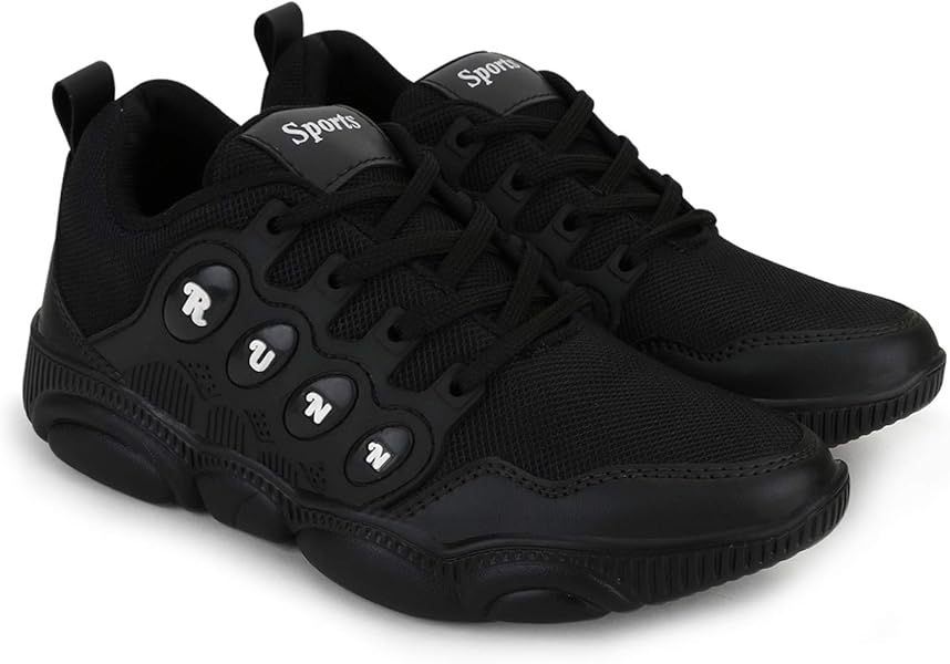 boys black gym shoes