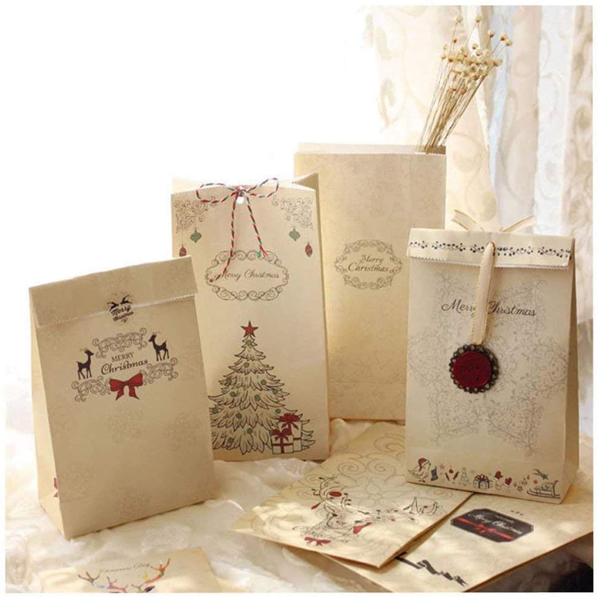 24 Pcs Bags Medium Kraft Paper Bags Xmas Candy Bags with Stickers Biscuits and Cookies Bags for Christmas 12 * 6 * 22CM