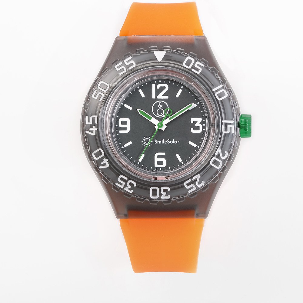 Montres solaires Q&Q (citizen) 61Y%2BIkwksSL._UL1000_