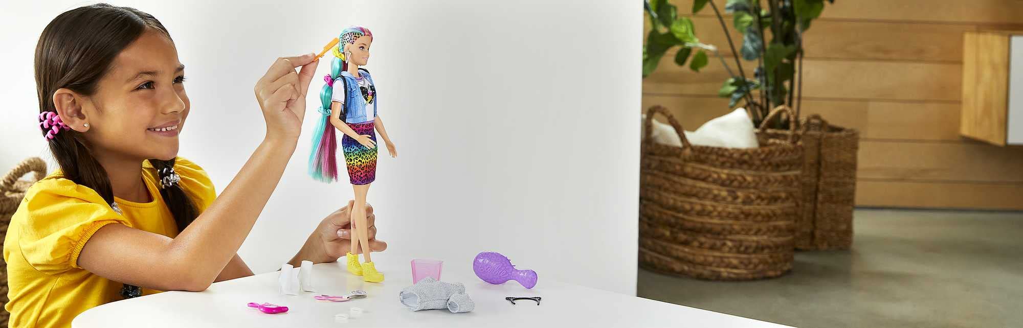 Barbie Doll Leopard Rainbow Hair with Color-Change Highlights & 16 Styling Accessories Including Clothes, Scrunchies, Brush & More