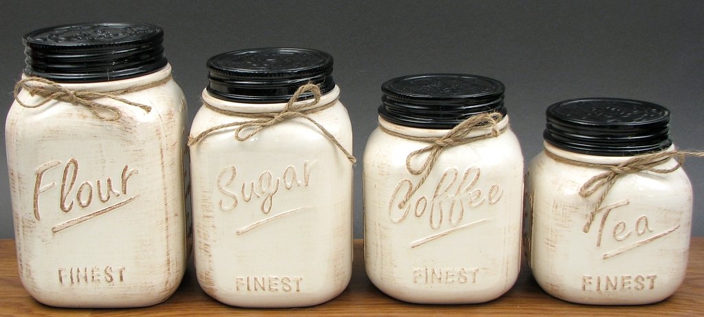 country style kitchen canistersphoto