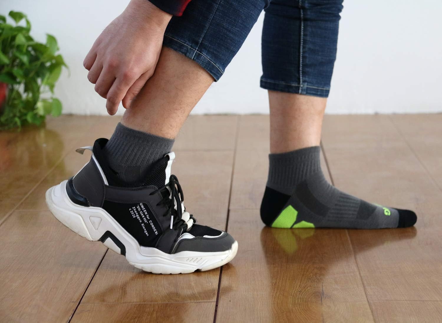 BERING Men's Athletic Ankle Running Socks, Size 10-13, DarkGrey/Black, 6 Pack: Clothing