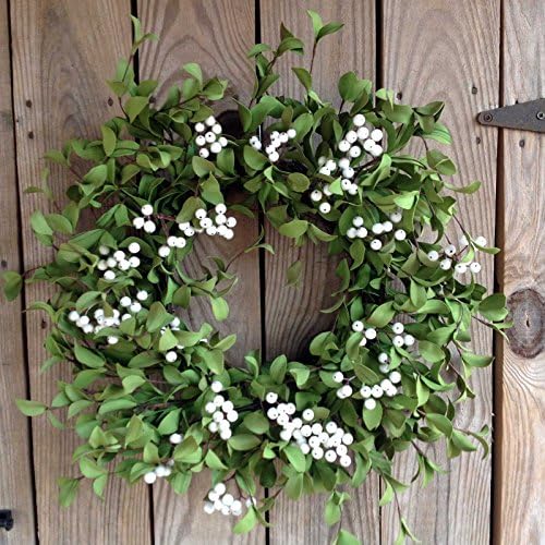 Green with White Berry Wreath - 22"