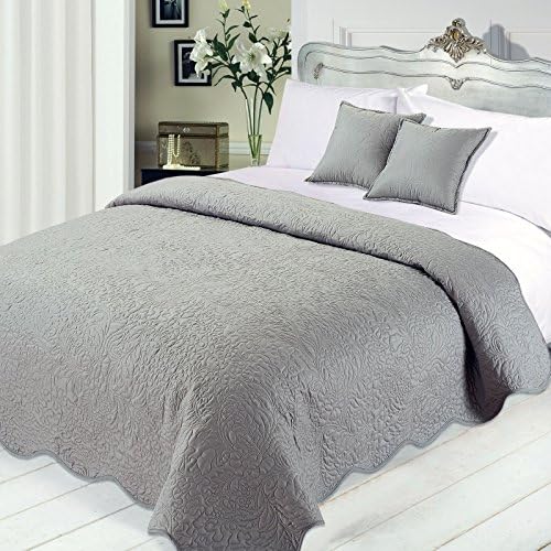 Textile Warehouse Charlotte Large Floral Quilted Bedspread Throw with Cushion Covers Silver Grey