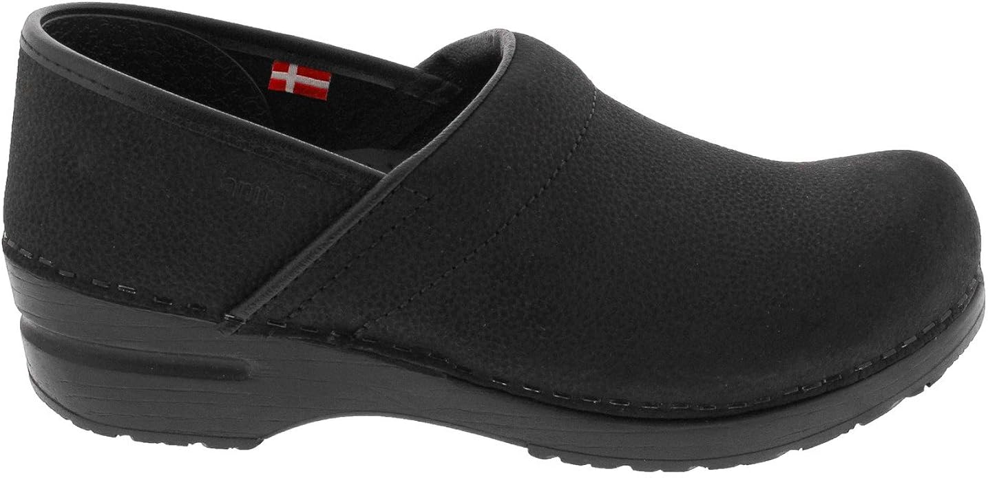 sanita clogs narrow width