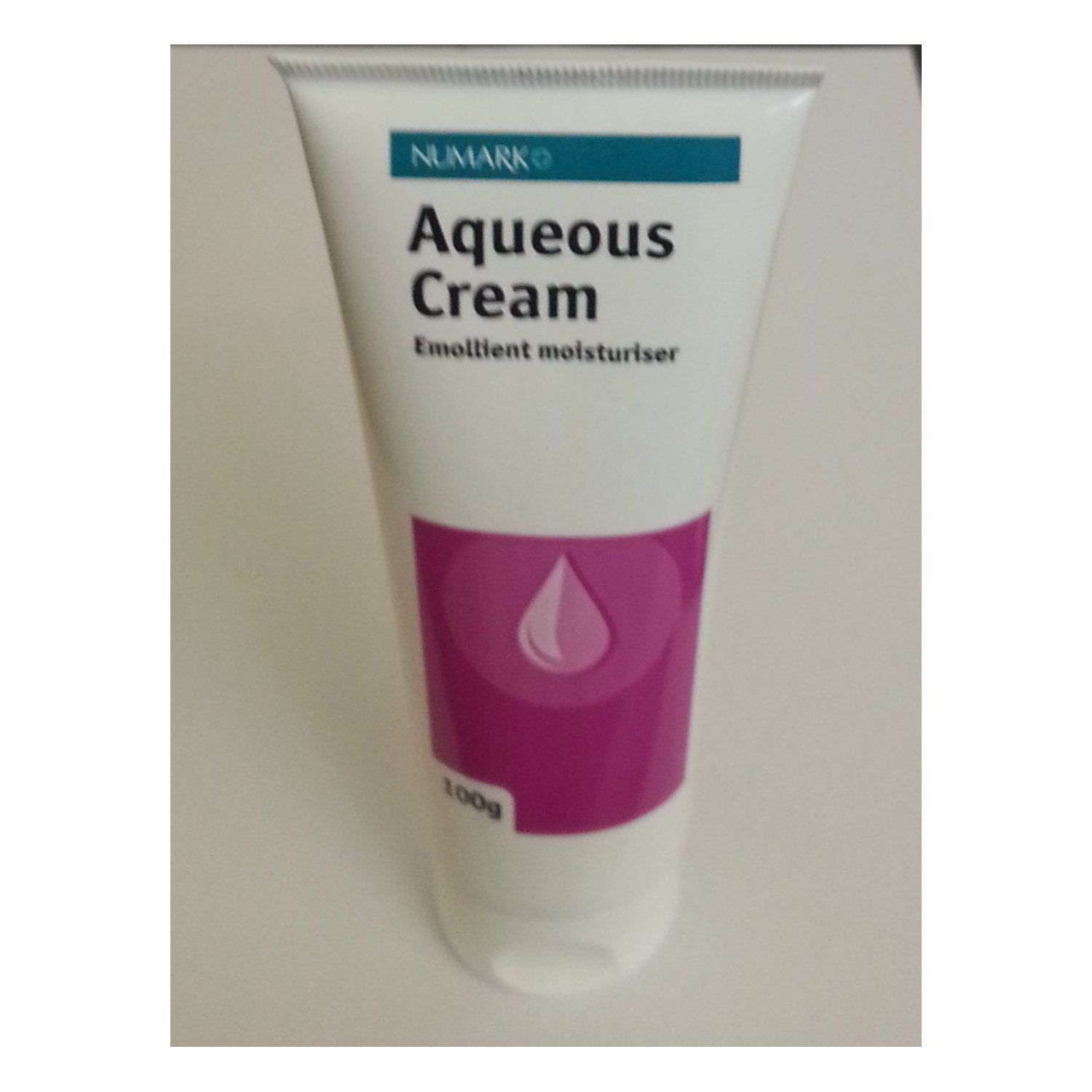 aqueous cream emollient