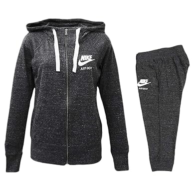 ラブリーナイキ スウェット レディース 上下 人気のファッション画像