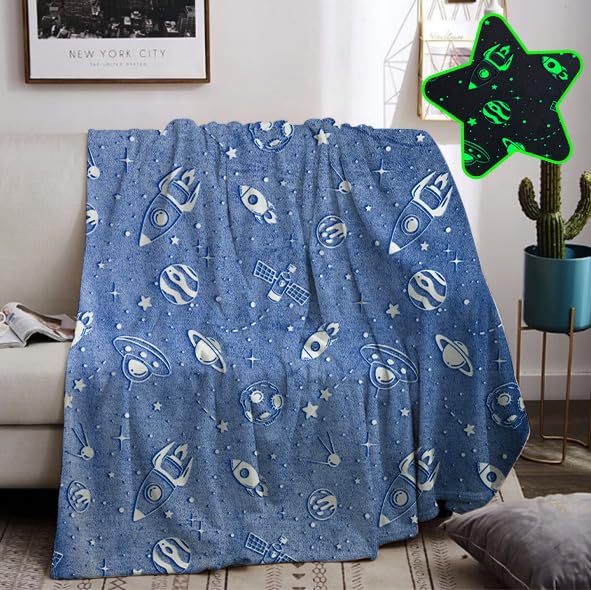Hzvrtn Kuscheldecke Kinder Einhorn/Dinosaurier/Weltraum Decke, Kuscheldecke Leuchtet Im Dunkeln, Warme Decke Flauschige Geschenke Für Jungs Mädchen Sofa Kinderdecke (Galaxy C, 130X150Cm)