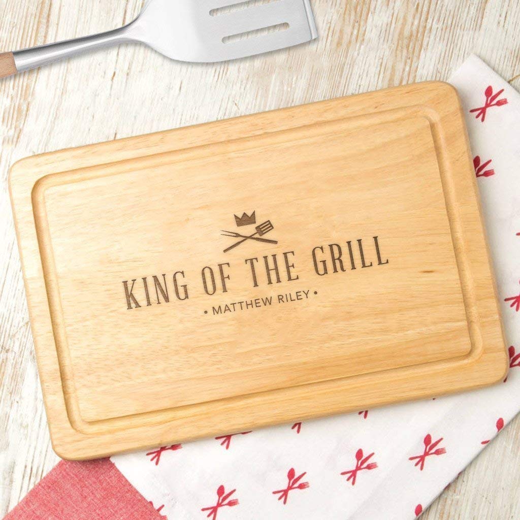 Personalized &amp;#39;King of the Grill&amp;#39; Wooden Bbq Cutting Board - Grilling Gifts for Men - Personalized Cooking Gifts for Men - Bbq Gifts for Men