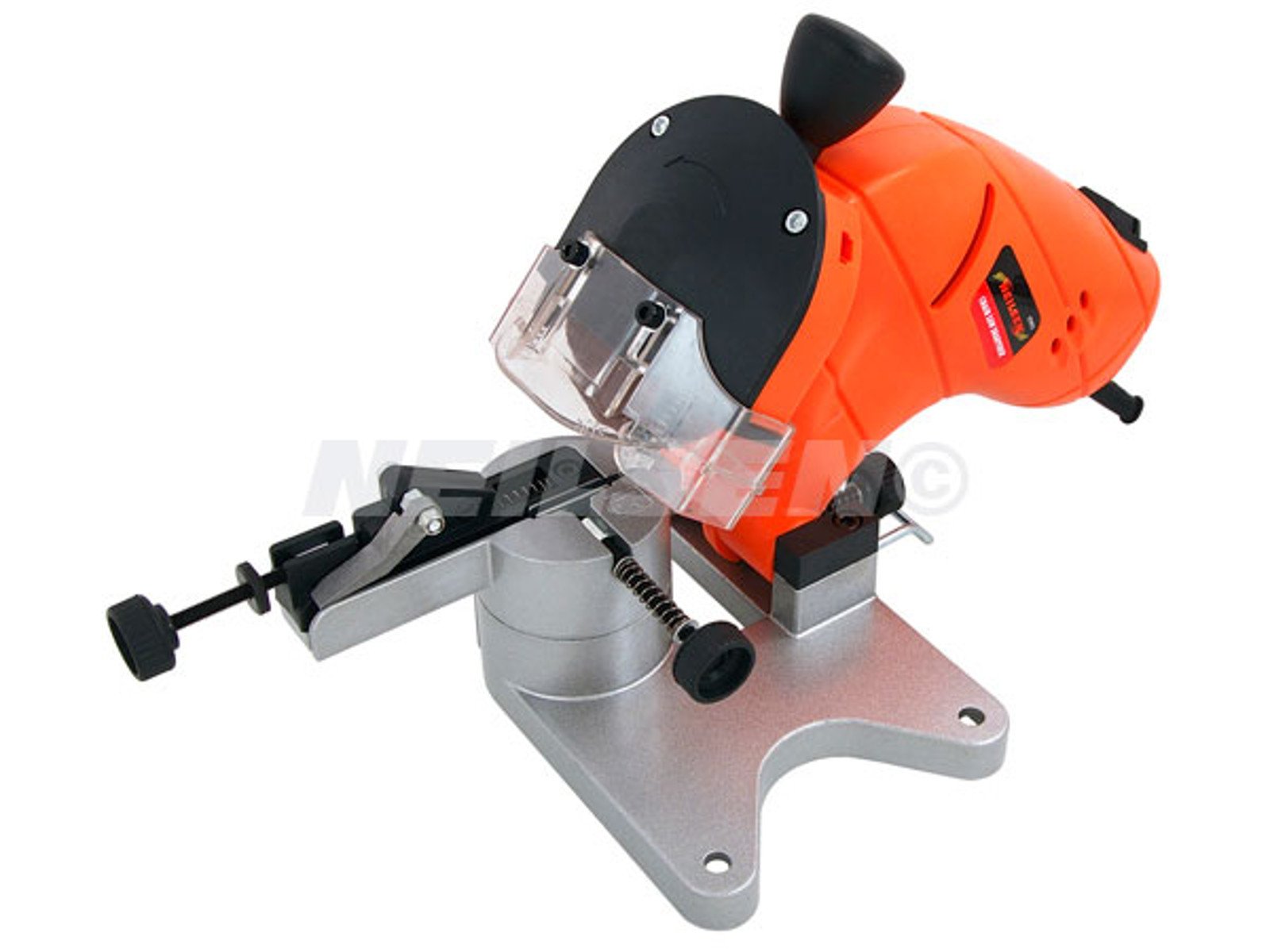 Neilsen CT2912 Electric Chainsaw Blade Sharpener - 230V, 130W, 50Hz | 3000rpm No Load Speed | 100mm Grinding Disc | Adjustable Chain Vice | Wall or Bench Mount | Heavy Duty Steel Base Safety Guard