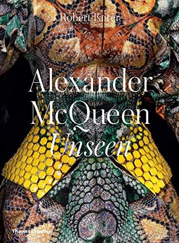 Alexander McQueen: Evolution: Gleason, Katherine: 9781631061479