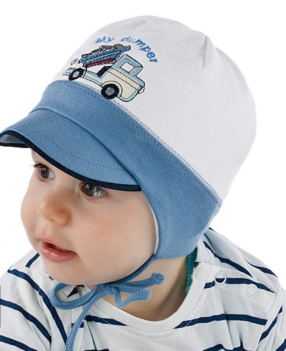 boy with cap
