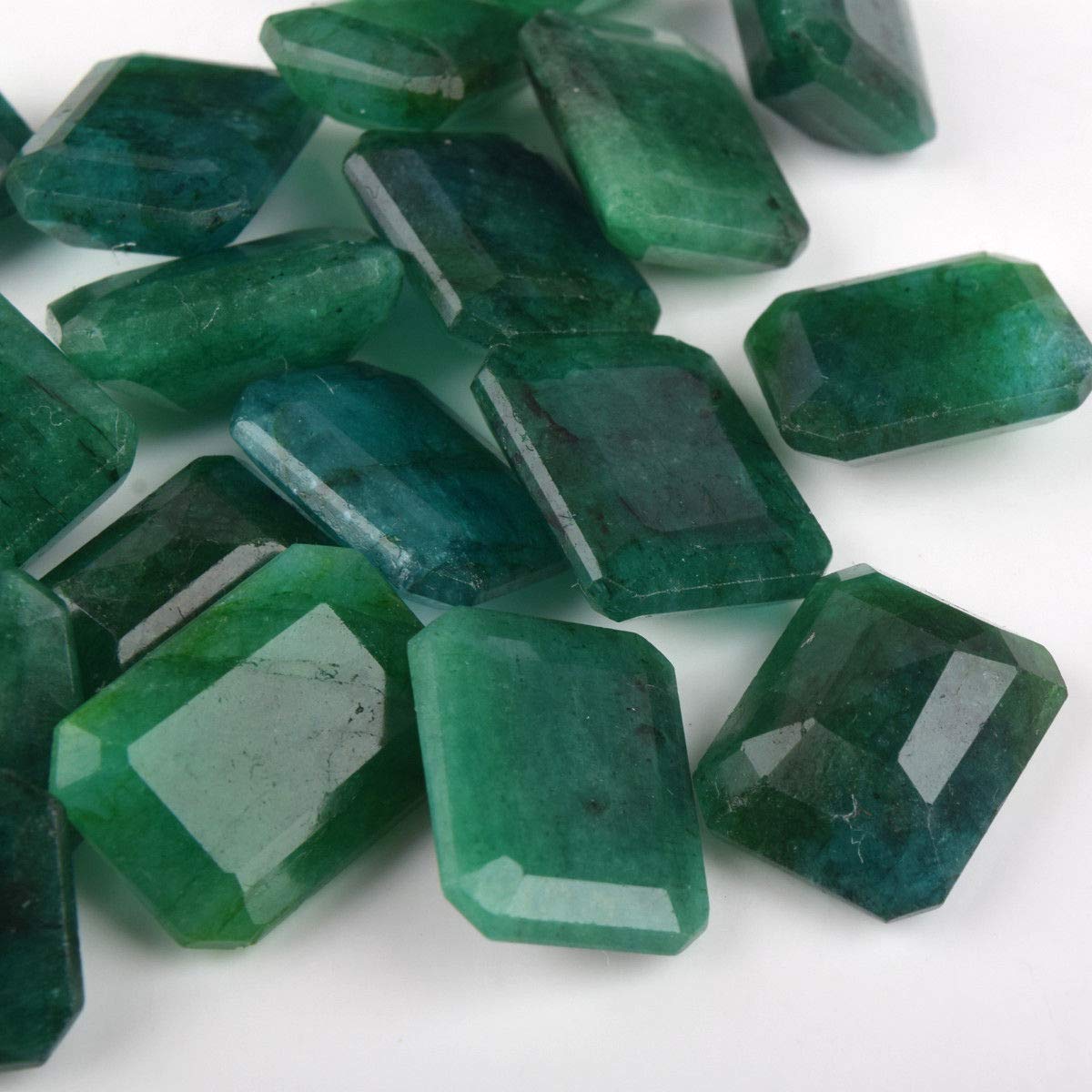 GEMHUB Zambian A+ Grade Green Emerald Approx 200 Ct. Set of Fine 20 Pieces Natural Green Emerald Loose Gemstones Beads