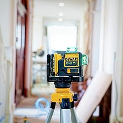 DEWALT 12V MAX Laser Level, Green Line