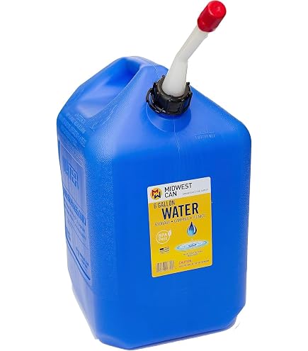 Amazon.com: Midwest Can Company 6 Gal Blue Wtr Can 6700 : Patio