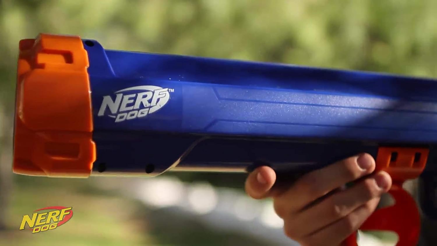 Pet Supplies : Nerf Dog Large Size Tennis Ball Blaster Gift Set with 4 Balls, Great for Fetch, Hands-Free Reload, Launches up to 50 ft, Single Unit, Includes 4 Nerf Balls : 