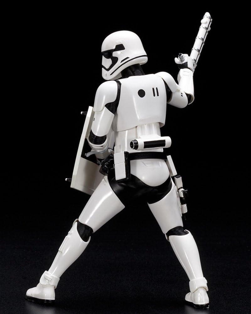 Star Wars SW124 First Order Stormtrooper Finn Artfx Plus Statue - Image 4
