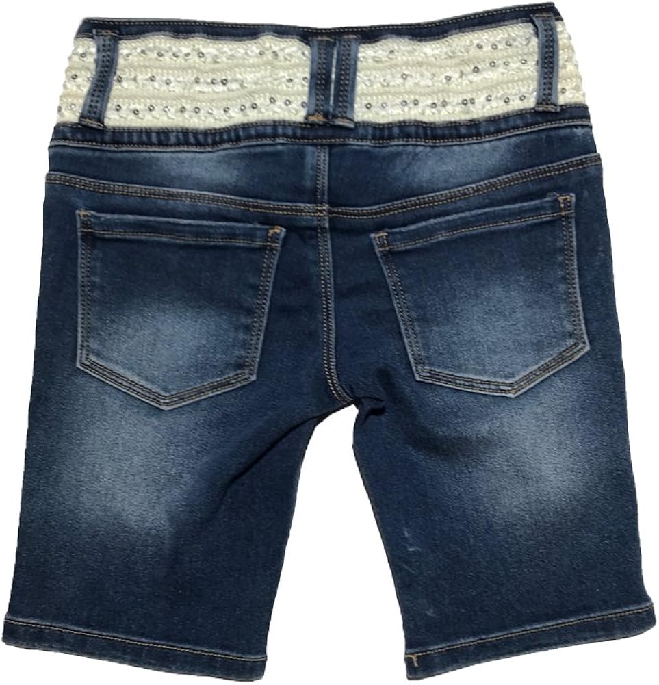 big girl wearing high waisted shorts