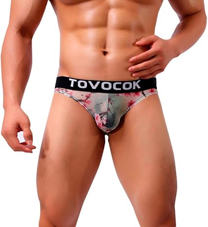 hombres en calzones transparentes