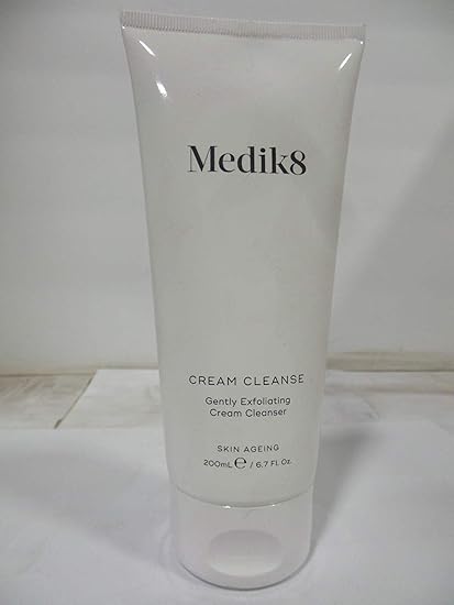 medik8 radiance cleanser