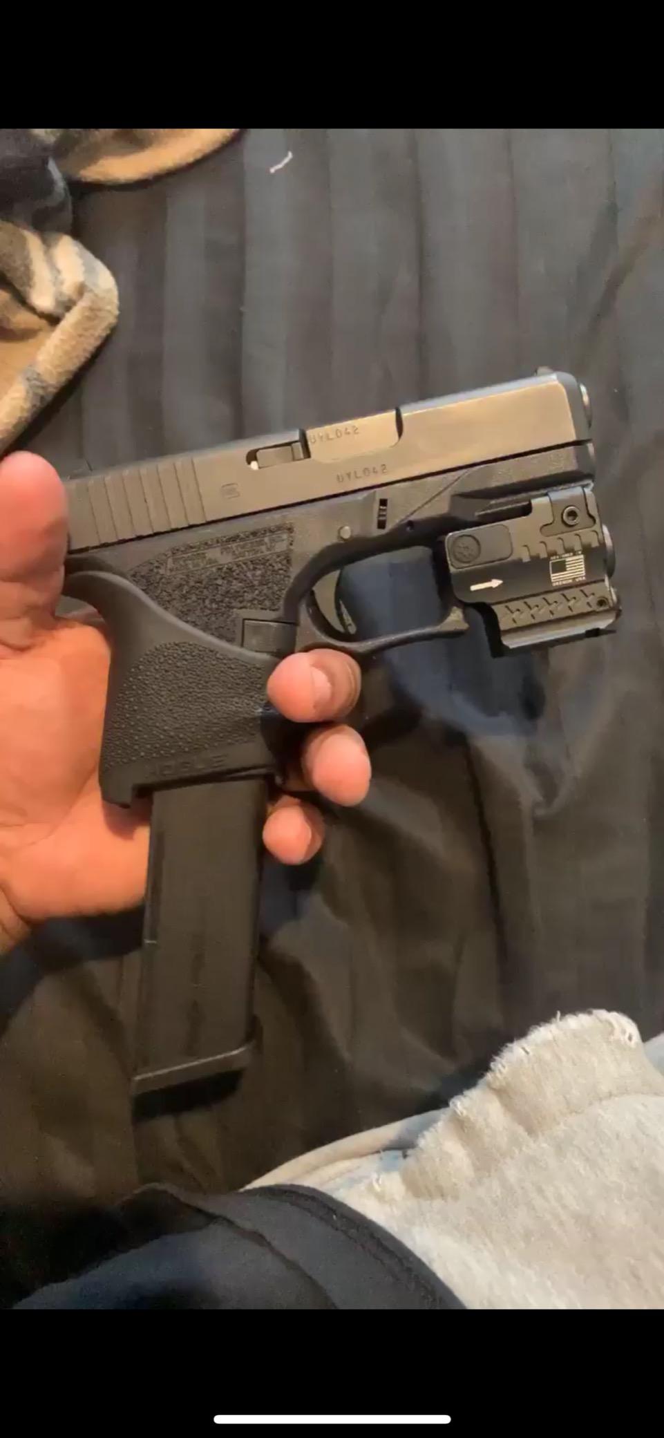 13/mo Finance Ade Advanced Optics HG552 Green Laser + 250 Lumen